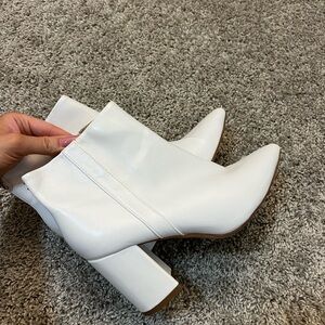 circus women’s block white heels 💌 SIZE 6.5